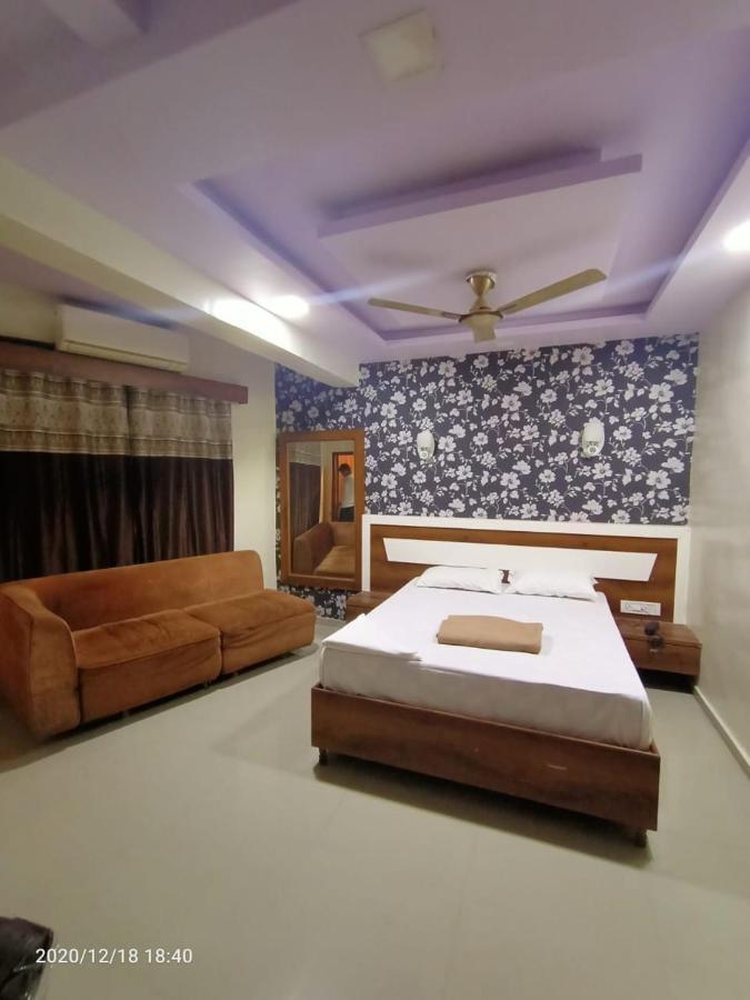 Hotel Riviera Residency Тане Екстериор снимка