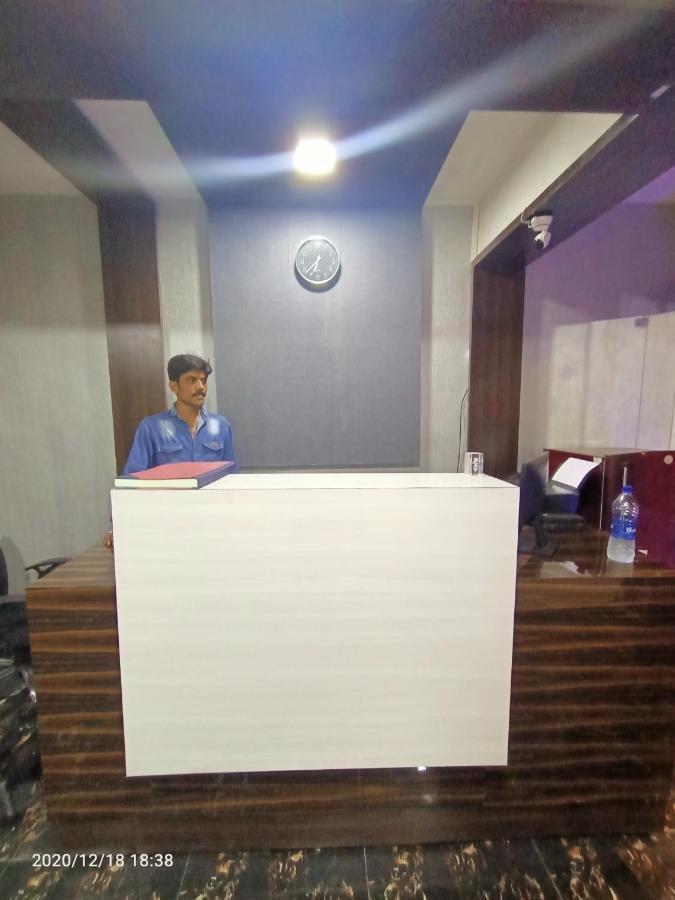 Hotel Riviera Residency Тане Екстериор снимка