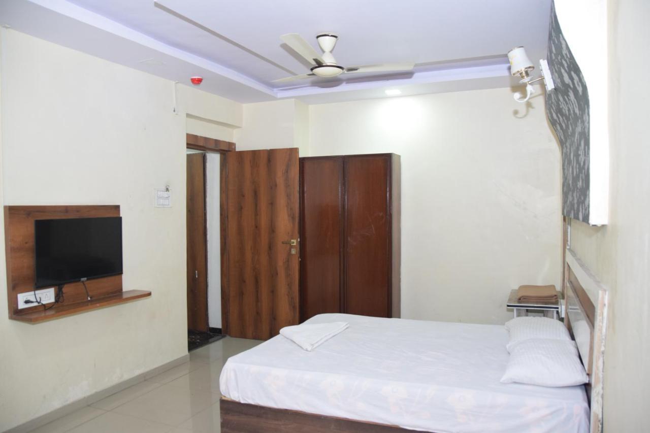 Hotel Riviera Residency Тане Екстериор снимка