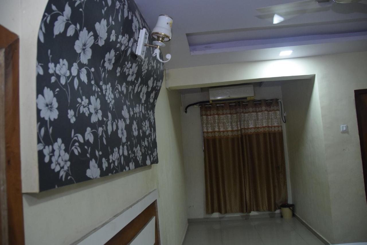 Hotel Riviera Residency Тане Екстериор снимка
