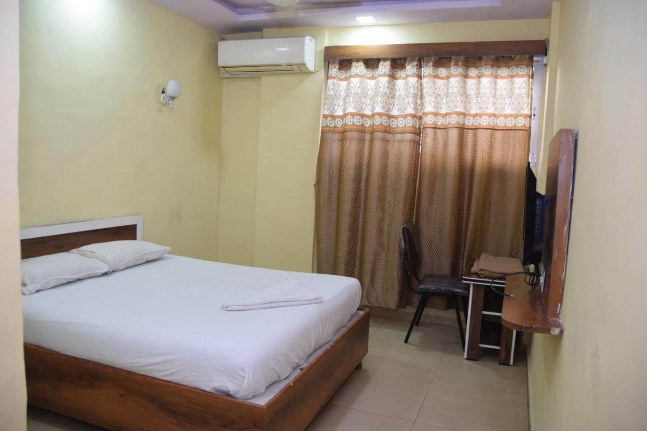 Hotel Riviera Residency Тане Екстериор снимка